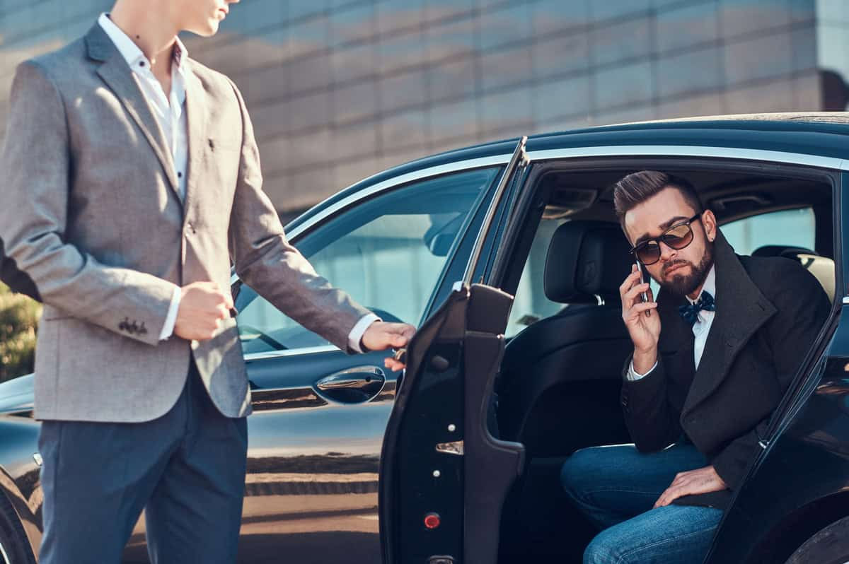 Limo Service from New Haven to Bradley Airport Limo Service from New Haven to Bradley Airport